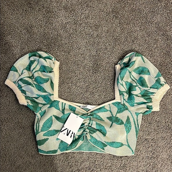 Zara Green Leaf Patterned Blouse - Picture 1 of 3